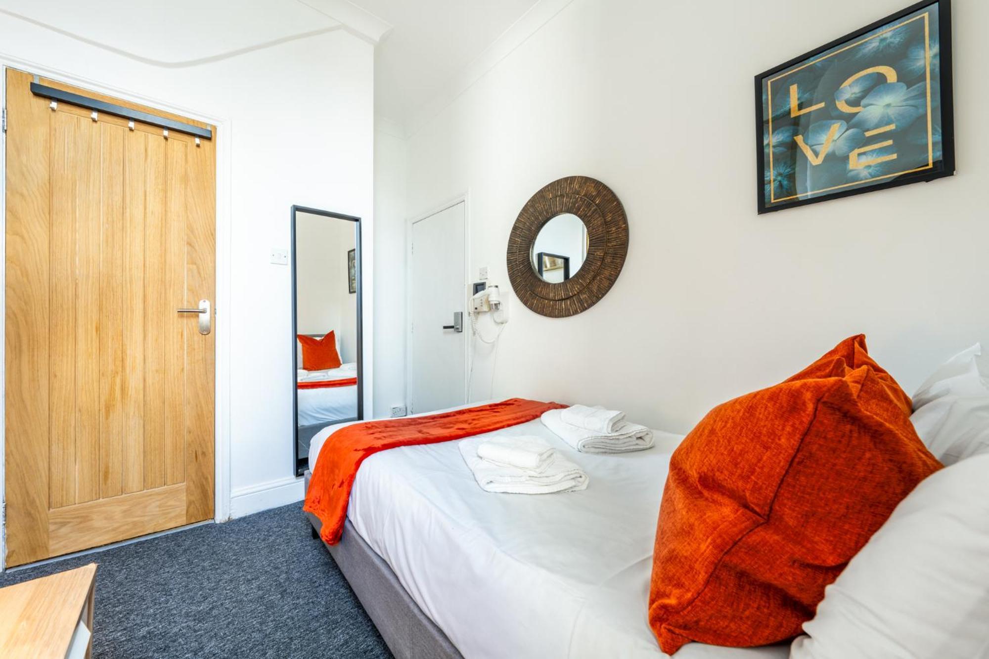 Ryam Suites London Exterior photo