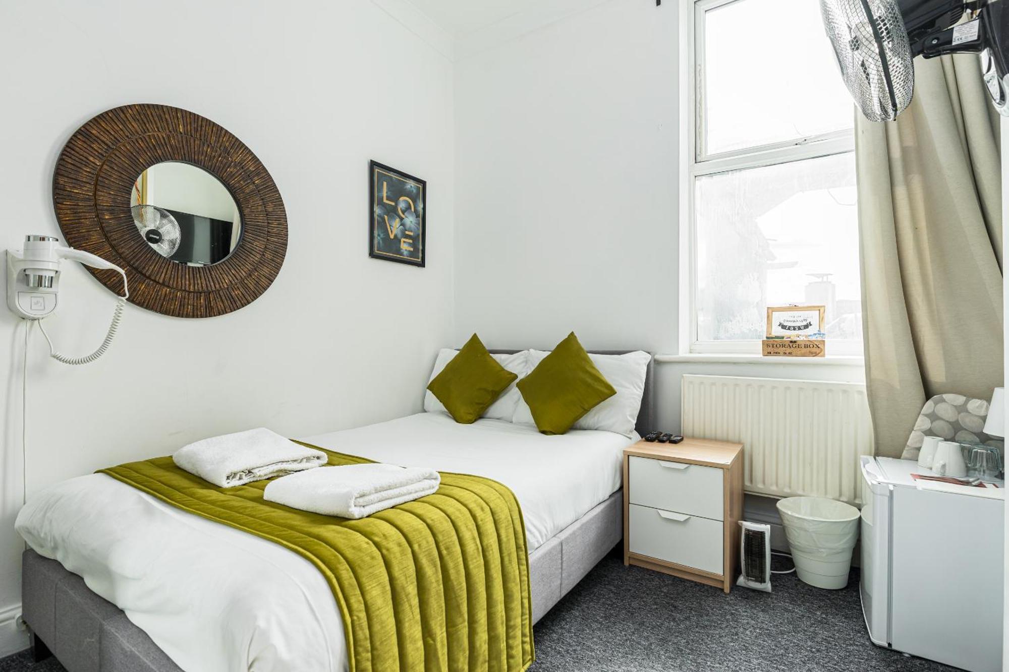Ryam Suites London Exterior photo