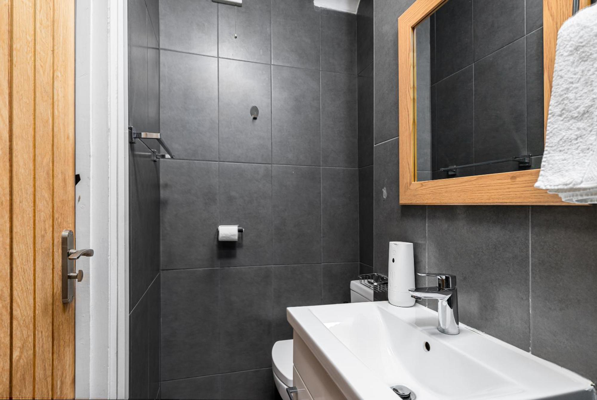 Ryam Suites London Exterior photo